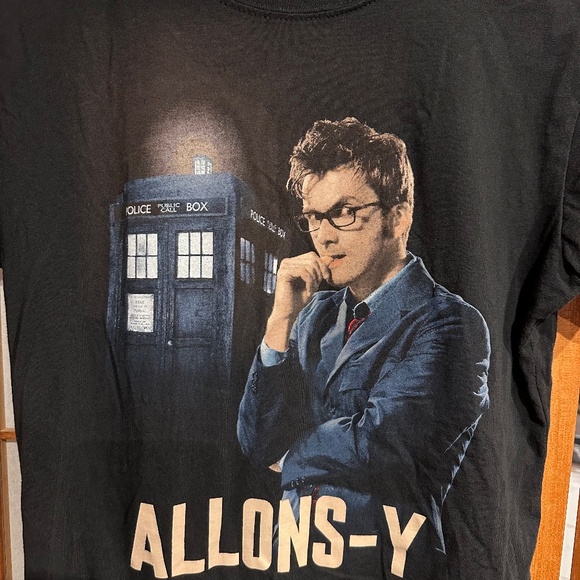 Doctor Who Allons-y tee - Picture 2 of 6